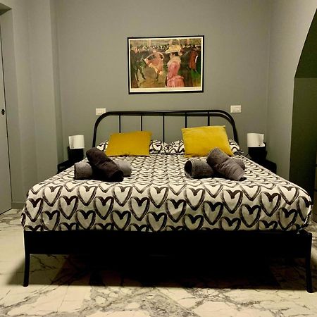 Modern City Center Apartment Benevento Dış mekan fotoğraf